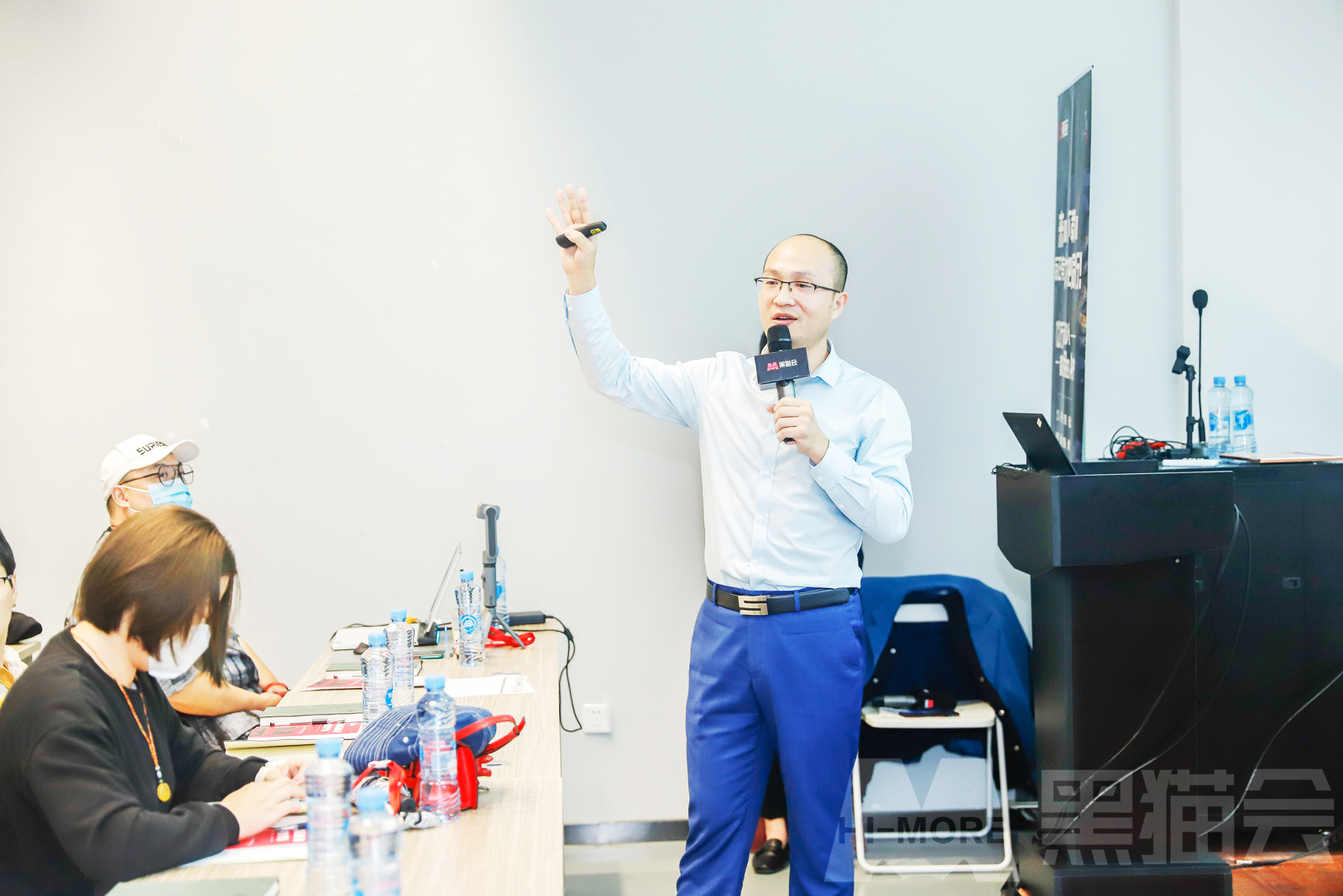 �����鷽��(hu��)�h����(w��)���޹�˾��������(hu��)��(zh��)���v�����d