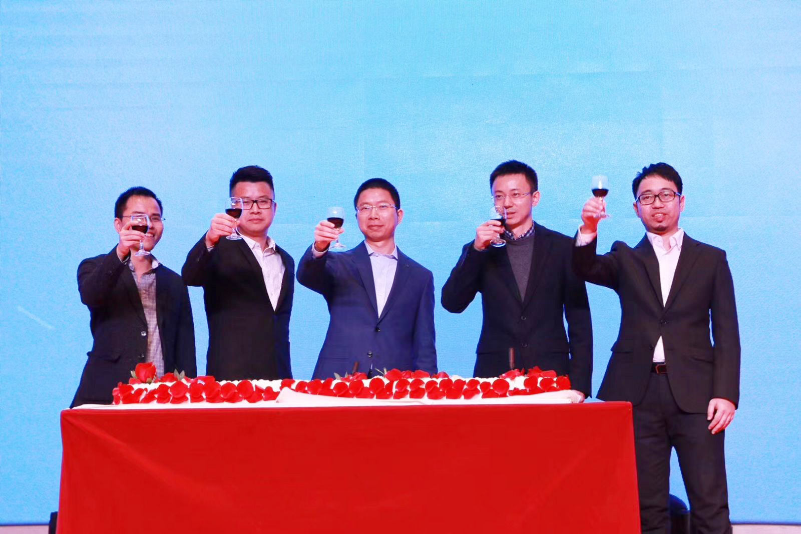 HIGH FIVE��Ϳ�f����2019���(hu��)��������c����(d��ng)