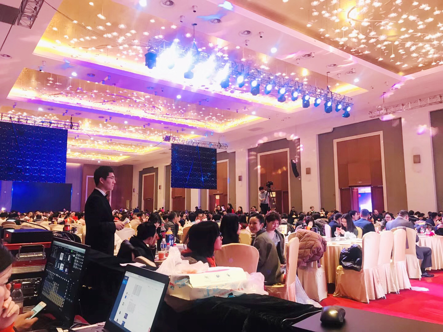 HIGH FIVE��Ϳ�f����2019���(hu��)��������c����(d��ng)