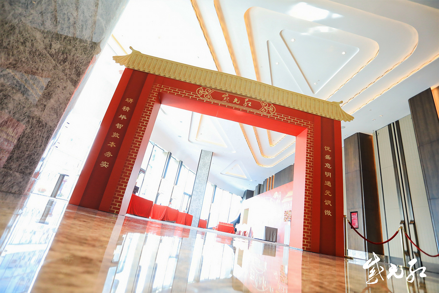 年會外場傳統(tǒng)建筑飛檐門頭