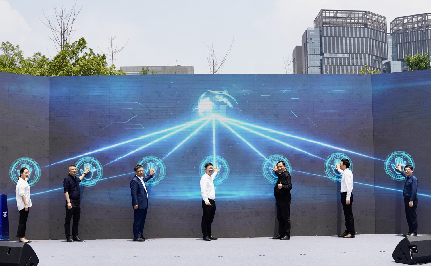 �X���^(q��)Ԫ����f(xi��)ͬ��(y��ng)�Ä�(chu��ng)����҆��Ӄxʽ