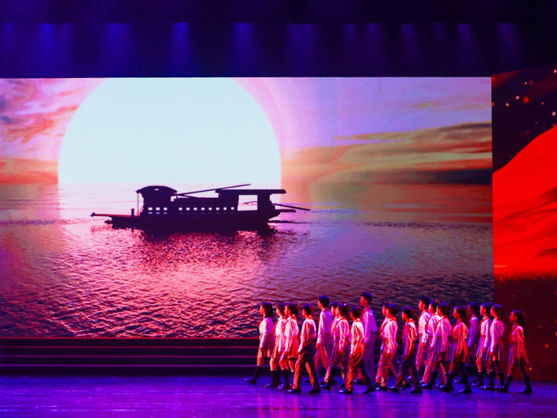 �h֧��ӭ��һ�h�����}���(d��ng)�����߄� ӭ��һ�h֧���_չϵ�л��(d��ng)����