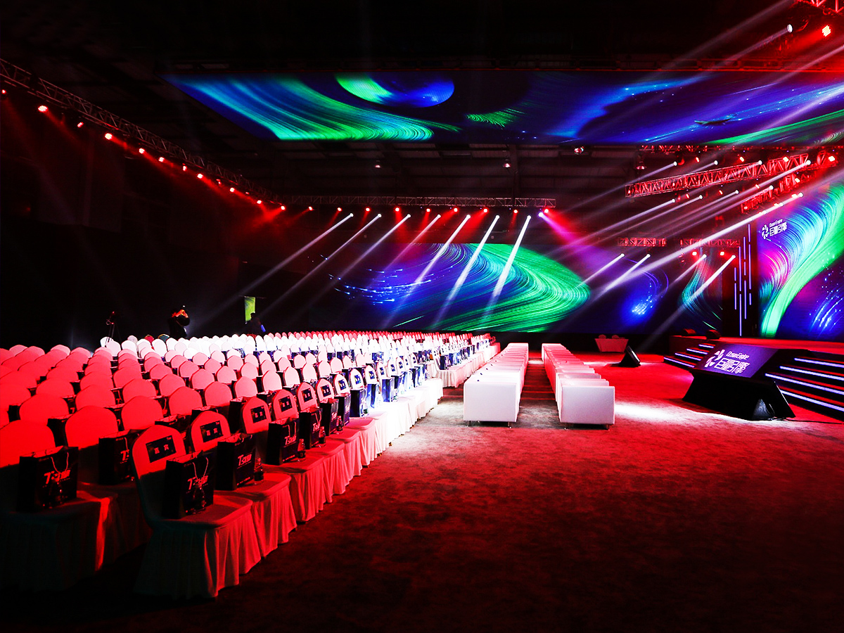 酒店會(huì)場(chǎng)內(nèi)布置