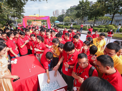 ��ӈ�(zh��)����ԇһ�㆖ʲô���}