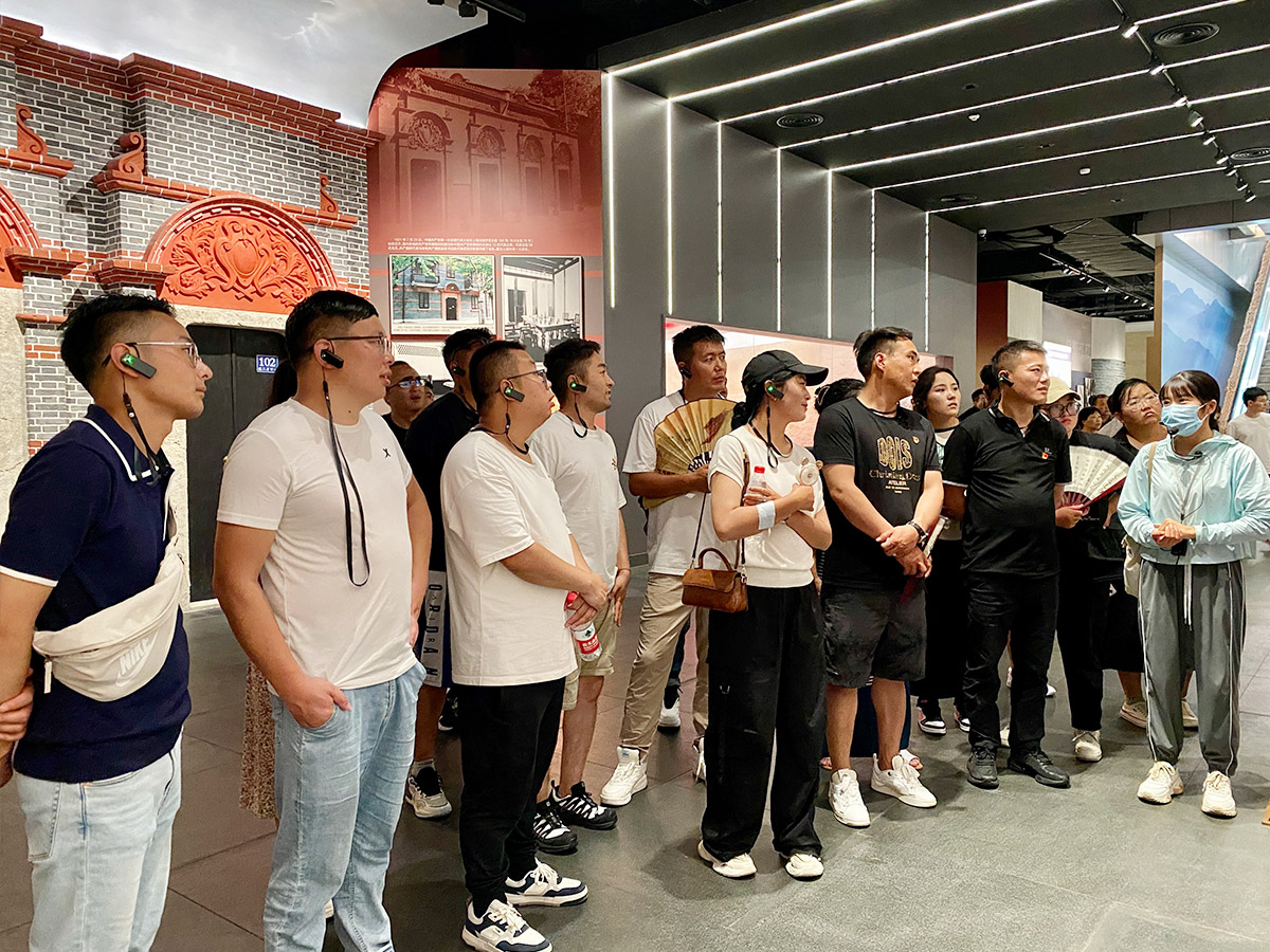 在南湖革命紀念館研學交流